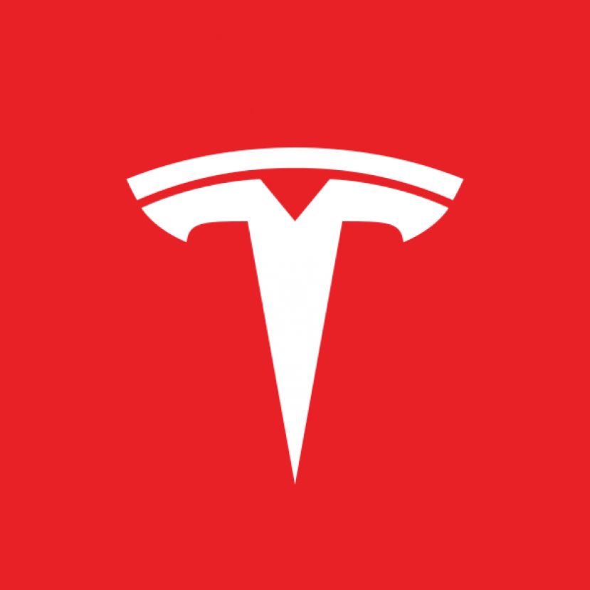 Tesla Autopilot Dolunay&#039;ı Trafik Lambası Olarak Algılıyor
